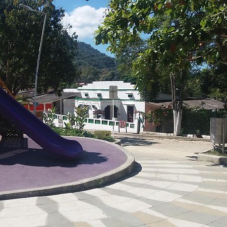 Hostel Villa Silvia Мінка Екстер'єр фото